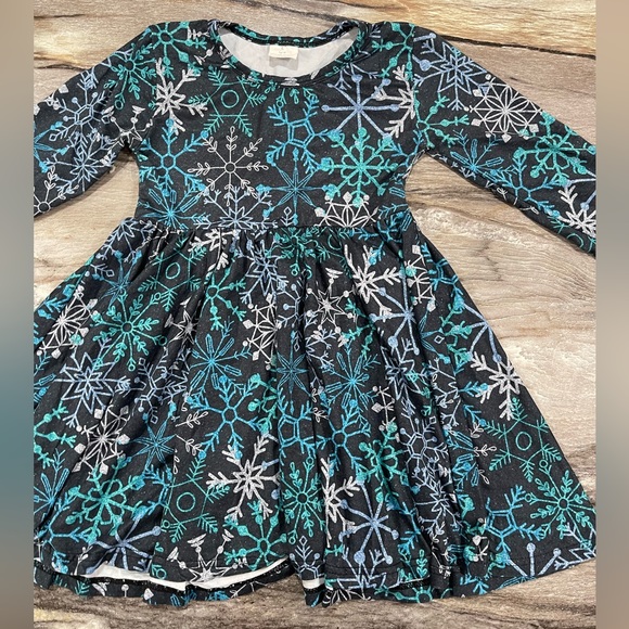 Girls Snowflake Dress - Picture 1 of 1